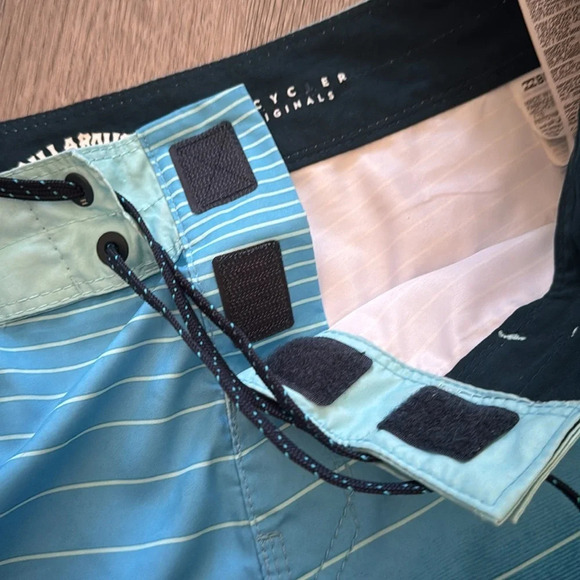 Billabong Recycler Board shorts Blue Stripped Beachy size 30 - Picture 4 of 8